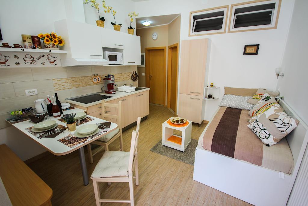 Apartments Lavanda & Cappuccino Portorož Pokój zdjęcie